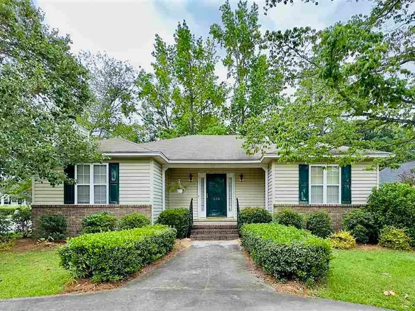 632 Red Tip Cir, Florence, SC 29505