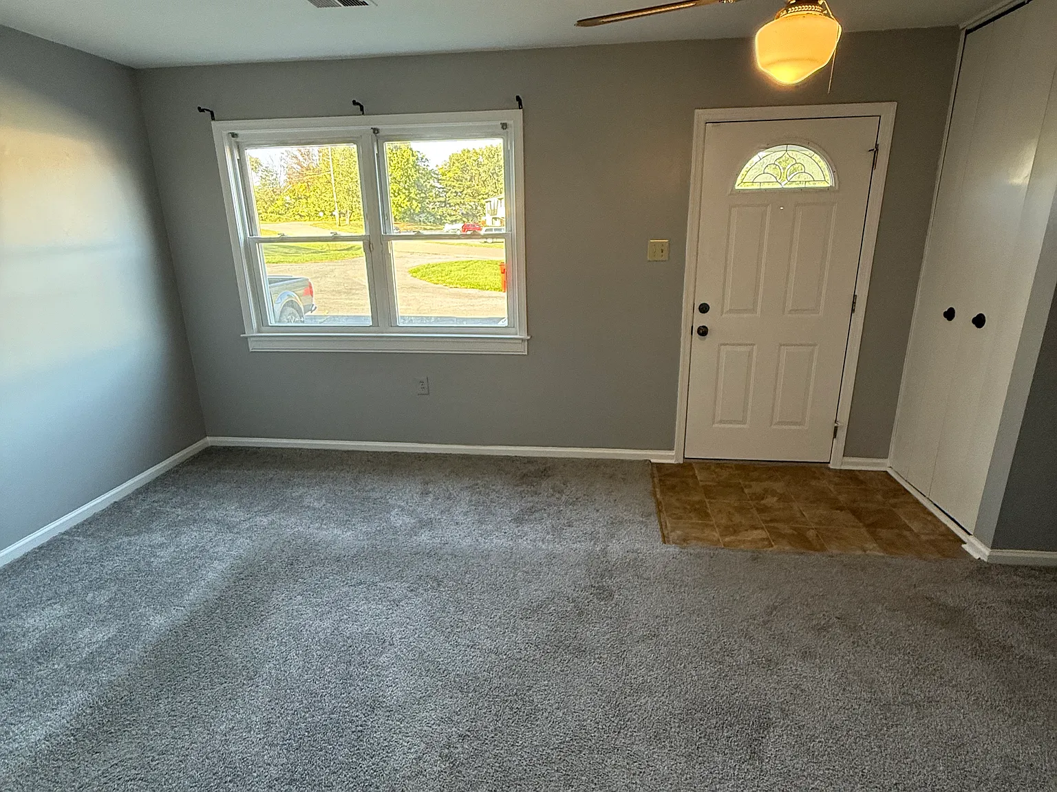 3 bed, 1100 sqft, $1,600 — Photo 3