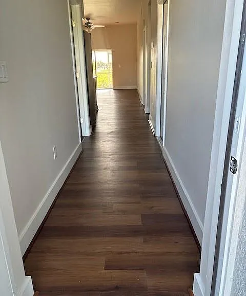 515 SW 8th Pl — Photo 2