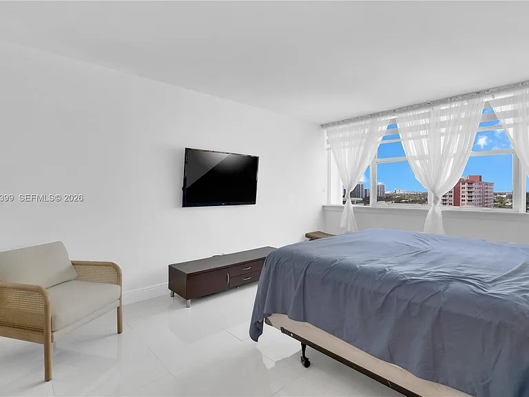3140 S Ocean Dr #1211 — Photo 19