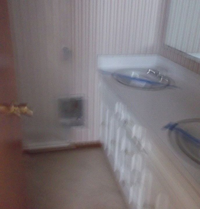 1st image of 405 E Lake St