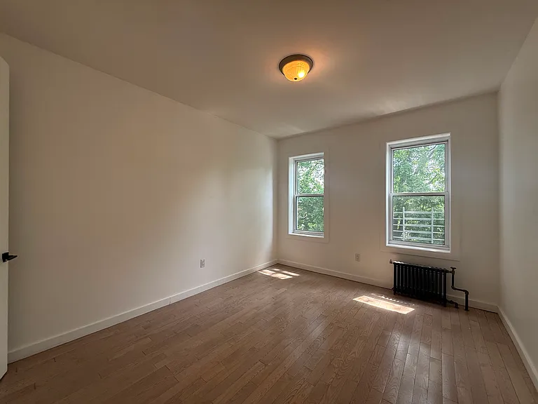 34 Kensington Ave #E4 — Photo 8