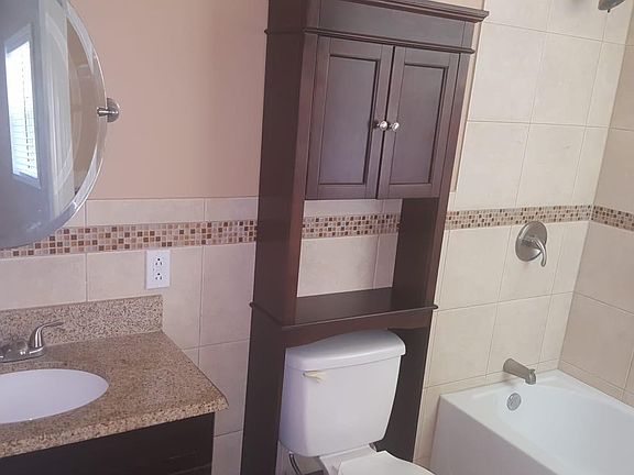 5th image of 1658 S Prescott Ave