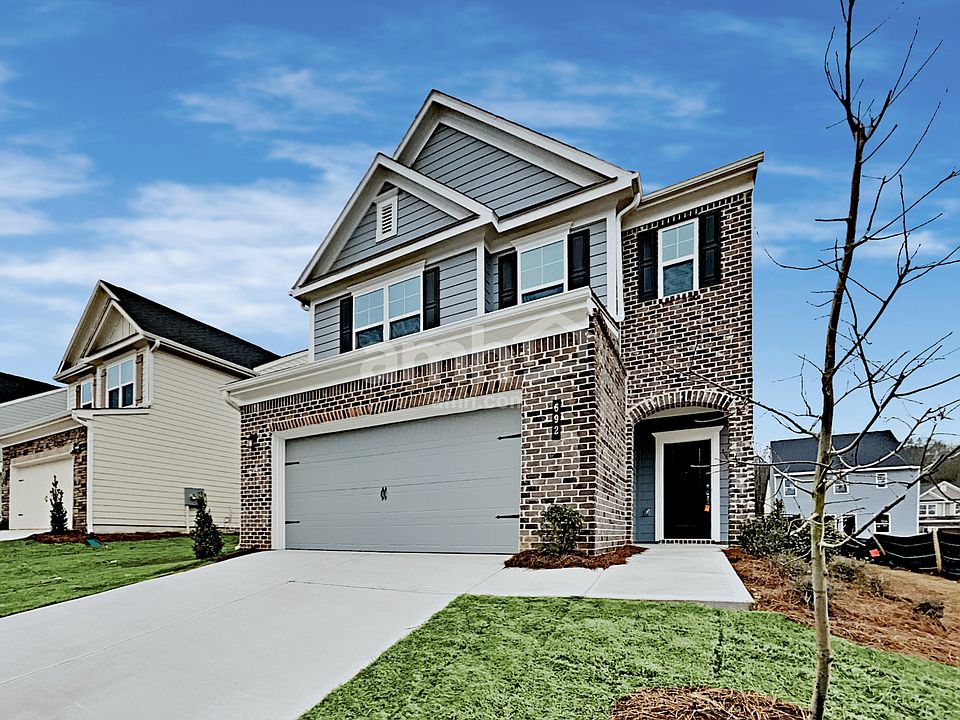 1st image of 692 Woodall Rd