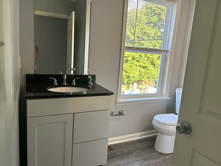 2605 Maple Ave — Photo 22