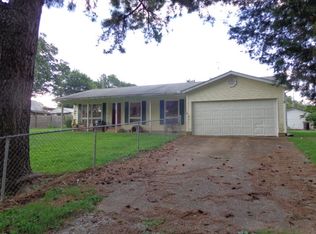 480 Mansard Island Dr, Springville, TN 38256