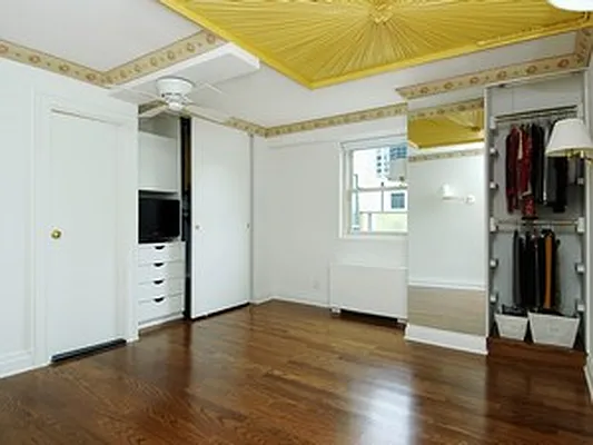 Sold by Corcoran | media 13