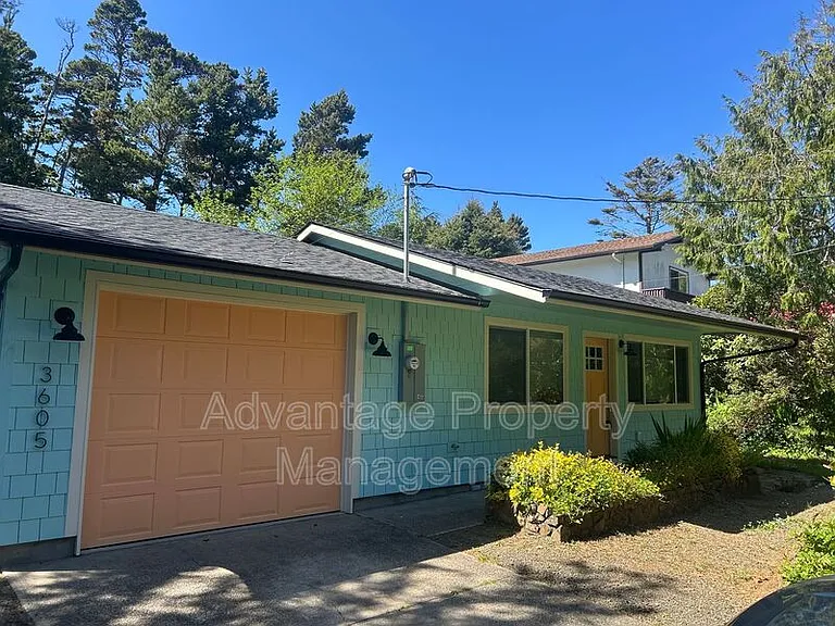 3605 Sea Mist Ave — Photo 1