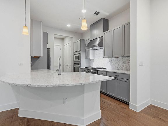 4th image of 8200 Southwest Pkwy Unit 302