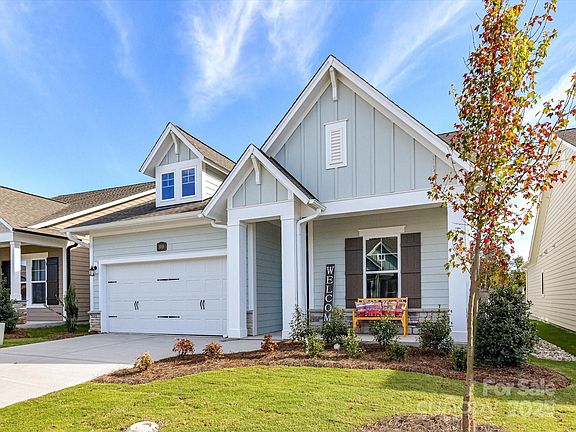 2nd image of 1015 Bourn Ln