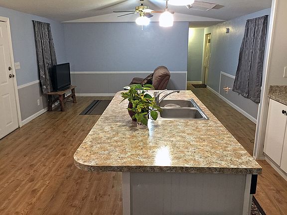 3rd image of 676 Brentwood Dr Unit 14