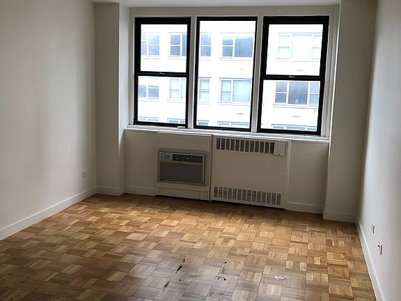 5th image of 435 E 79th St APT 12T