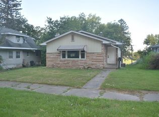 3704 12th St, Rock Island, IL