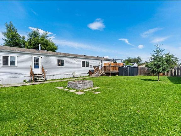 3rd image of 10 N Auttreaux Dr