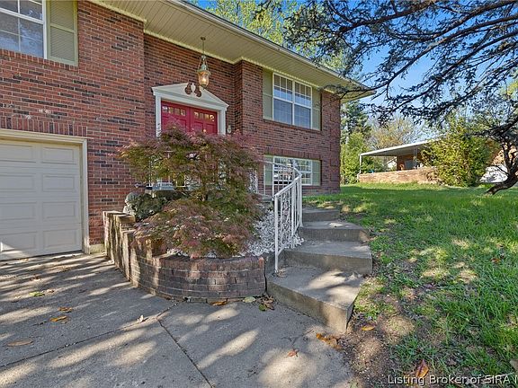 4th image of 1215 Sportsman Drive
