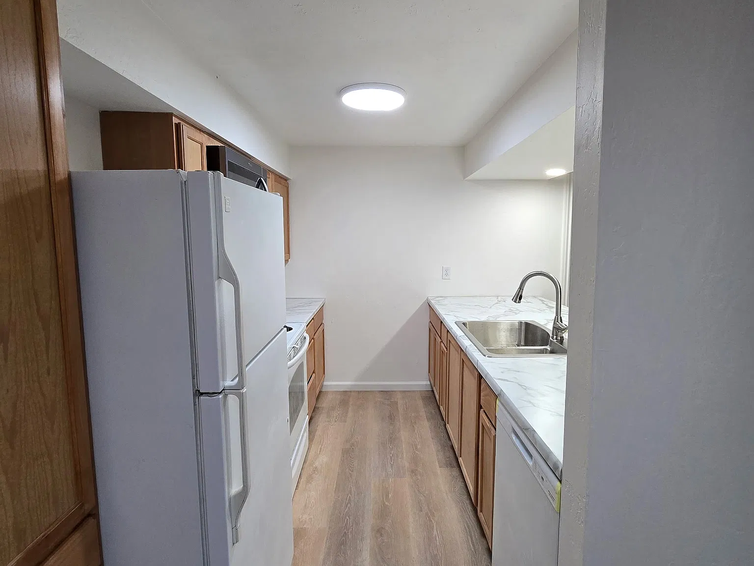 2 bed, 800 sqft, $1,450 — Photo 2