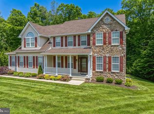 670 Parallel Rd, Huntingtown, MD 20639