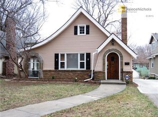 7140 Oak St, Kansas City, MO 64114