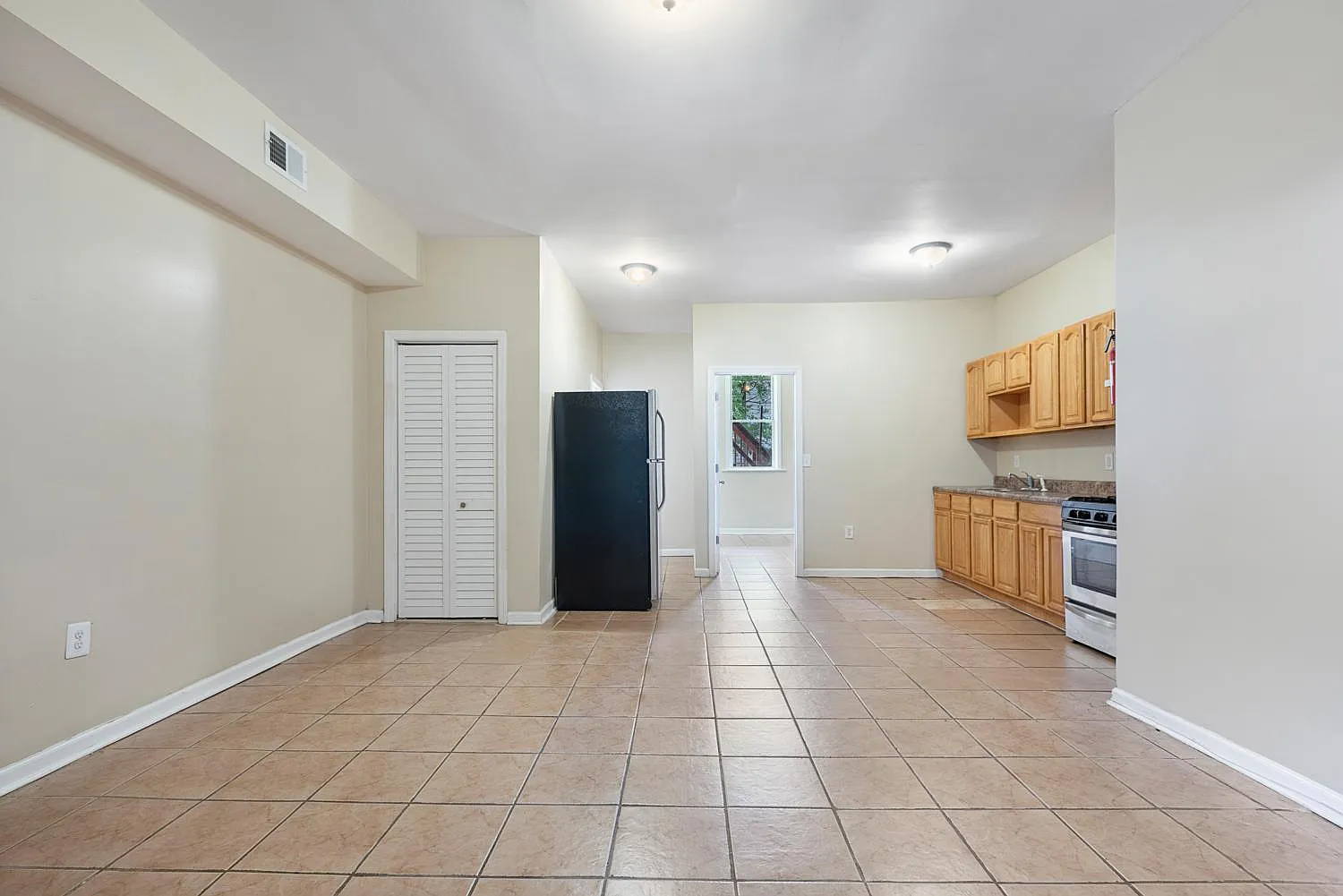 2 bed, $1,875 — Photo 3