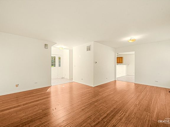 4th image of 514 Tewksbury Ct