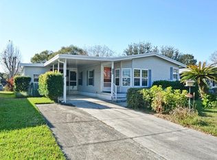 3121 Manatee Rd, Tavares, FL 32778