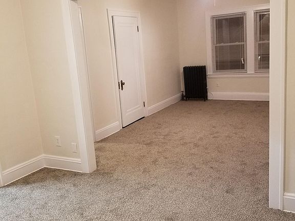 3rd image of 16612 Madison Ave APT 3