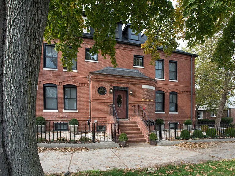 34 Fellsway W #1 — Photo 2