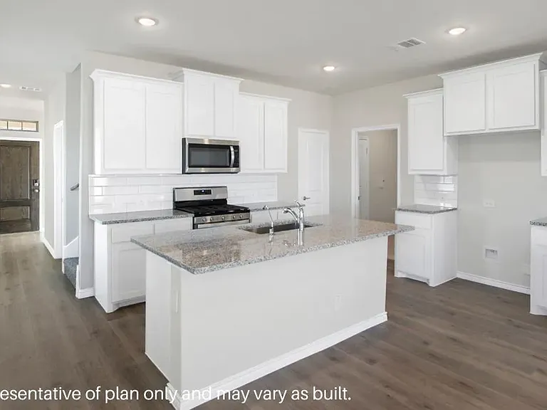 Willowmore Dr — Photo 5