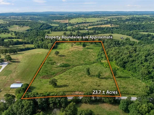 311 Estates Dr, Green Forest, AR 72638