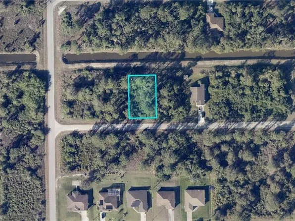 1109 ARTIC ST E, LEHIGH ACRES, FL 33974
