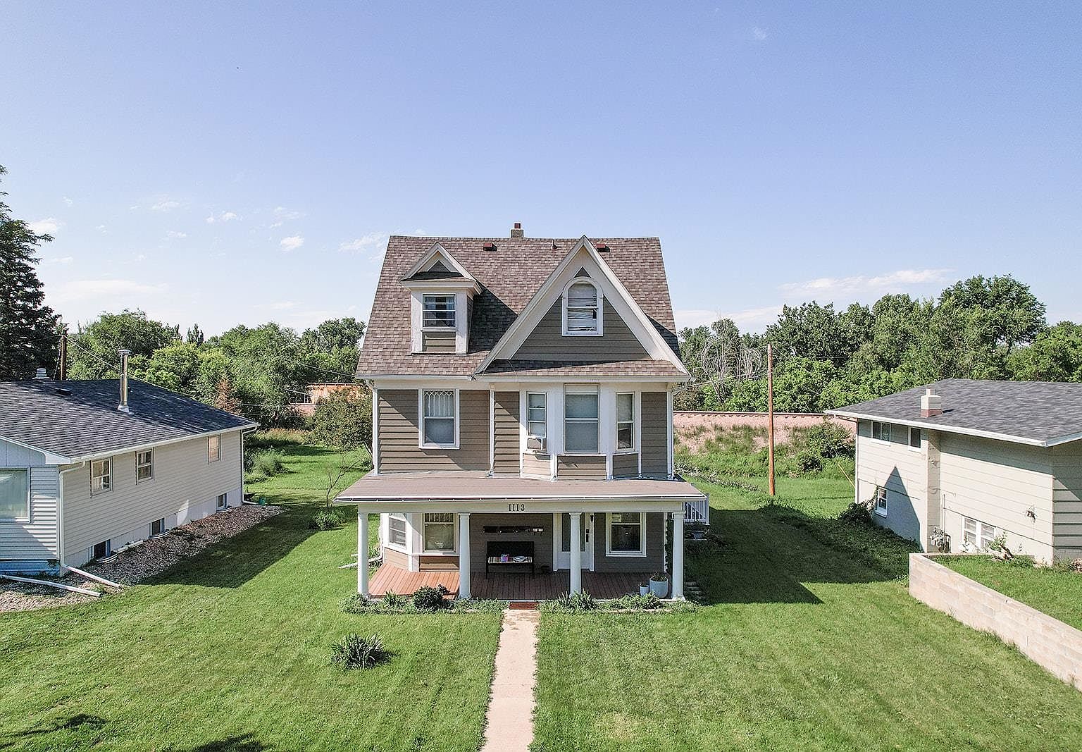 1113 Kingsbury St, Belle Fourche, SD 57717 MLS 77084 Zillow