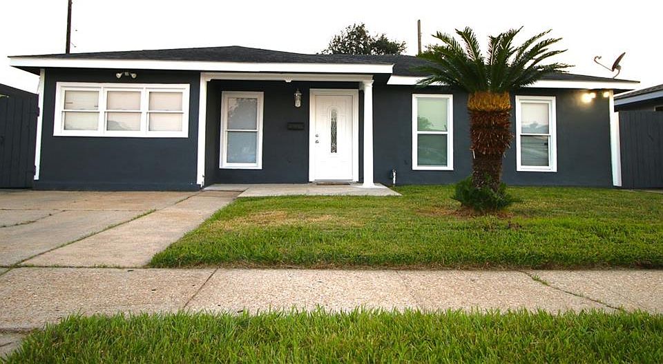 1st image of 2836 Glenbrook Dr