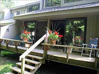 3rd image of 467 Harbor Dr W #73