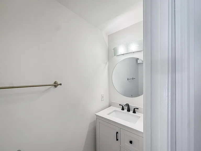 2700 S Oakland Forest Dr #305 — Photo 15