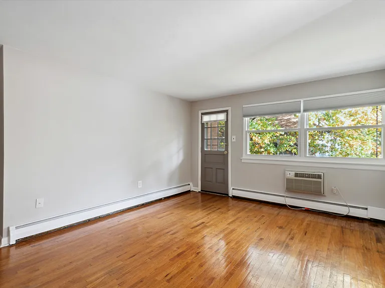 630 W Sedgwick St #6 — Photo 14