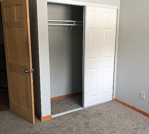 2nd image of 811 W Beaver Creek Blvd APT 2