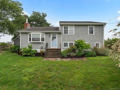 52 Seaside Avenue, Guilford, CT, 06437