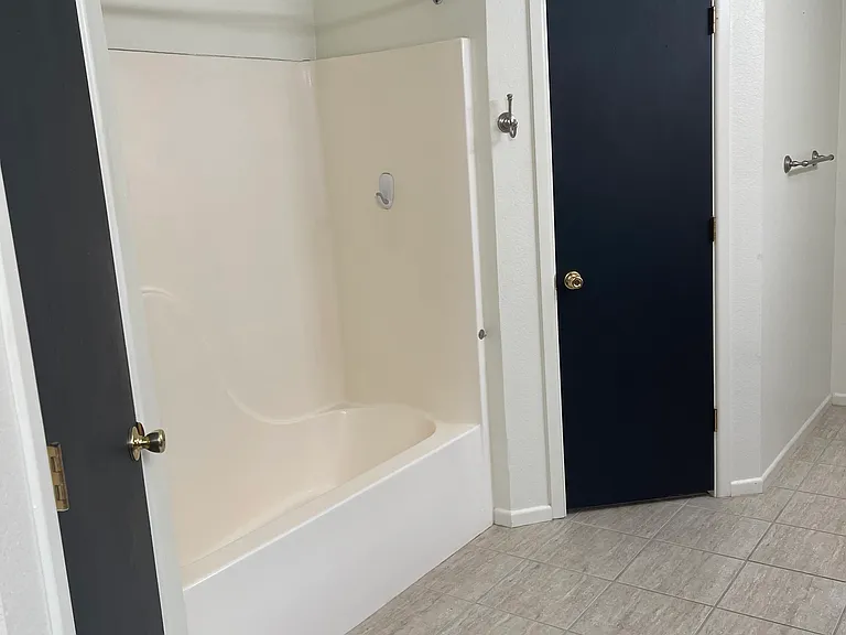 1618 Marquis Ln — Photo 17