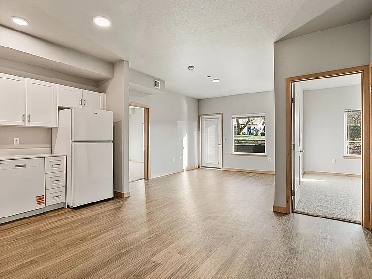 Shadow Creek Apartments — Photo 22