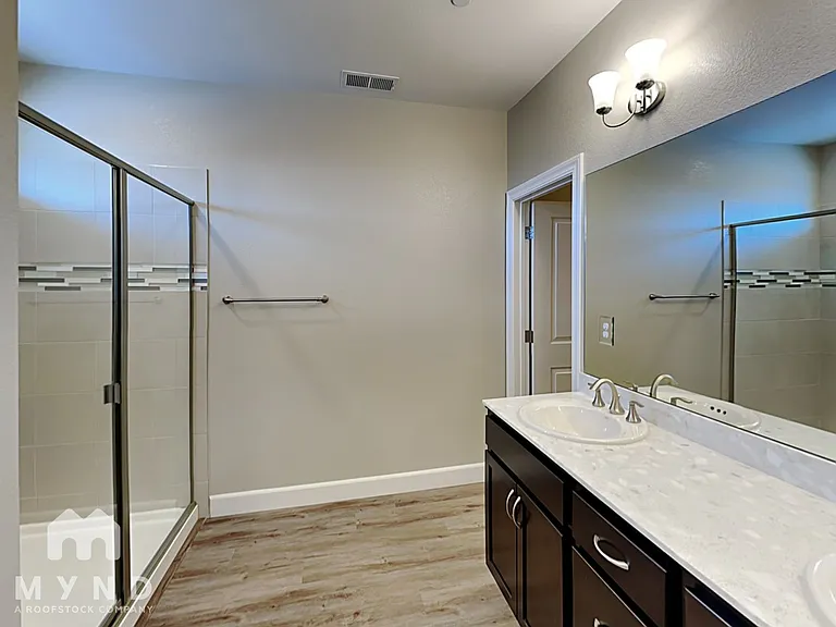 1805 Dark Horse Rd #A — Photo 17