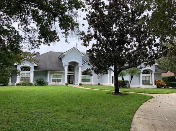 2600 Crescent Lake Ct, Windermere, FL 34786