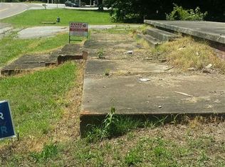 1643 E Chester St, Jackson, TN 38301