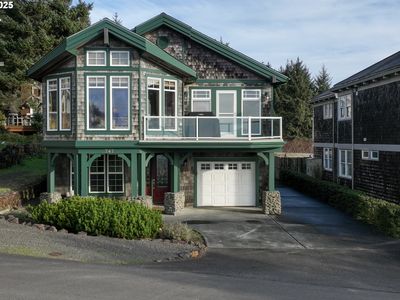 747 Oak St, Cannon Beach, OR, 97110