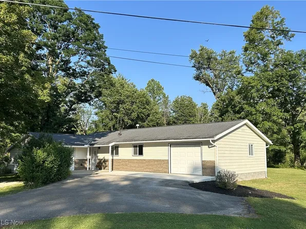 10263 Wye Rd, Chesterland, OH 44026