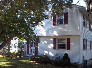 352 Old River Rd, Lincoln, RI 02838