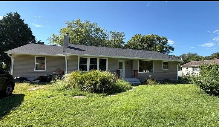 3 bed, 1728 sqft, $2,950 — Photo 3