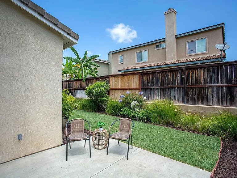 5180 Bluegrass Way — Photo 35