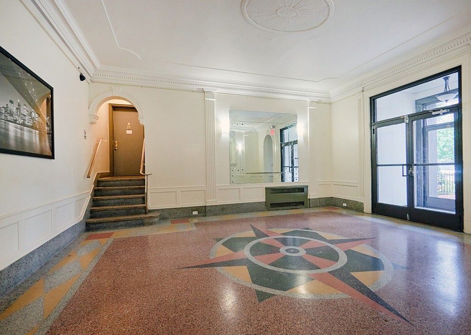 1st image of 2147 E 17th St APT 4H