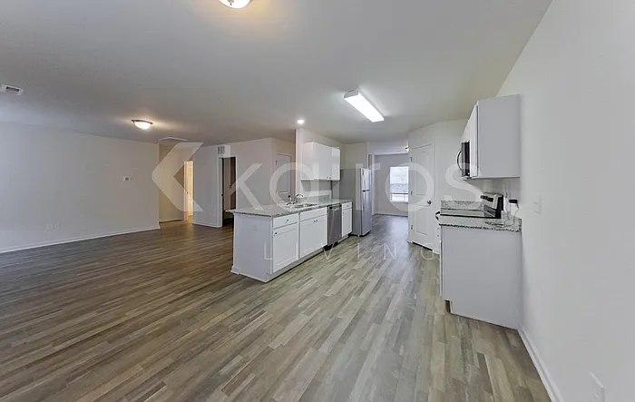 348 Waterfall Rd — Photo 6