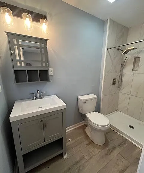 203 Vienna Cir — Photo 24